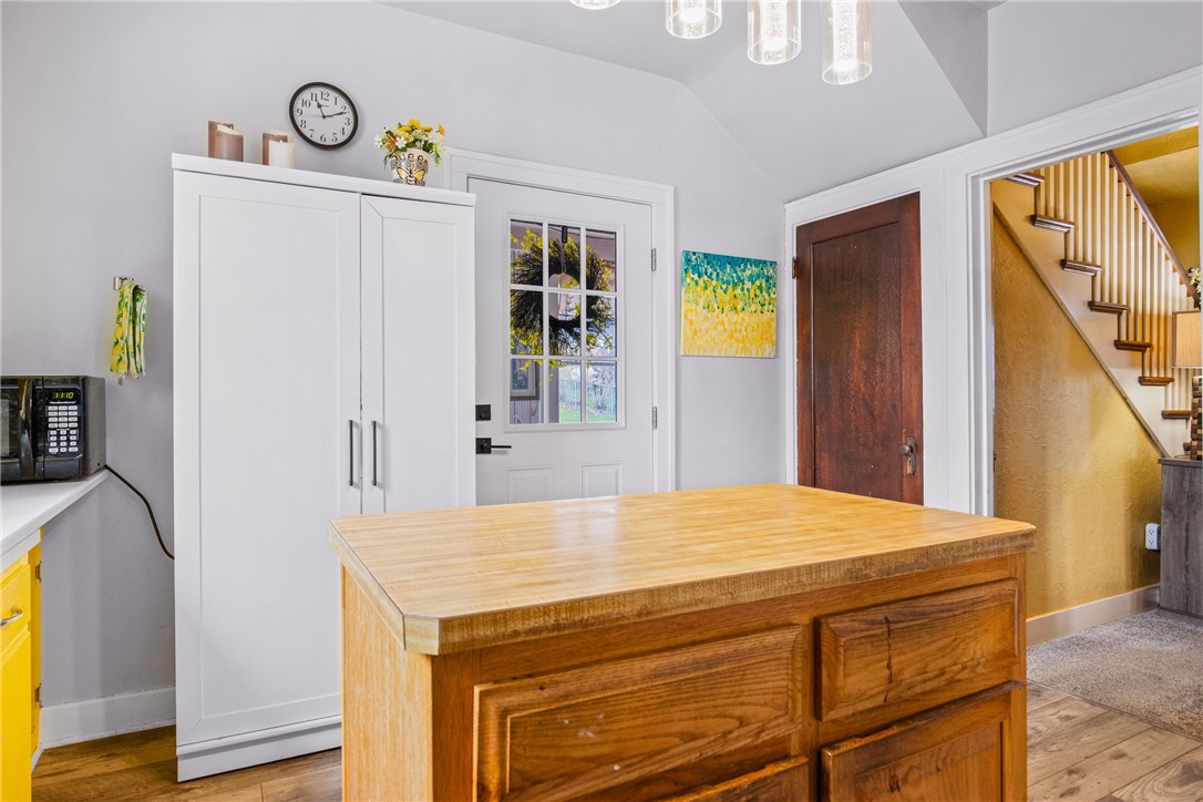 Salisbury, Pennsylvania 15558, United States, 3 Bedrooms Bedrooms, ,2 BathroomsBathrooms,Residential,Pending,100729