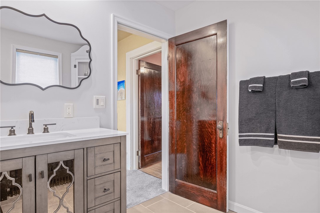 Salisbury, Pennsylvania 15558, United States, 3 Bedrooms Bedrooms, ,2 BathroomsBathrooms,Residential,Pending,100729