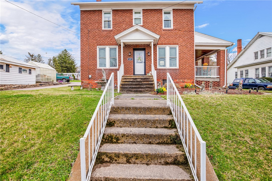 Salisbury, Pennsylvania 15558, United States, 3 Bedrooms Bedrooms, ,2 BathroomsBathrooms,Residential,Pending,100729