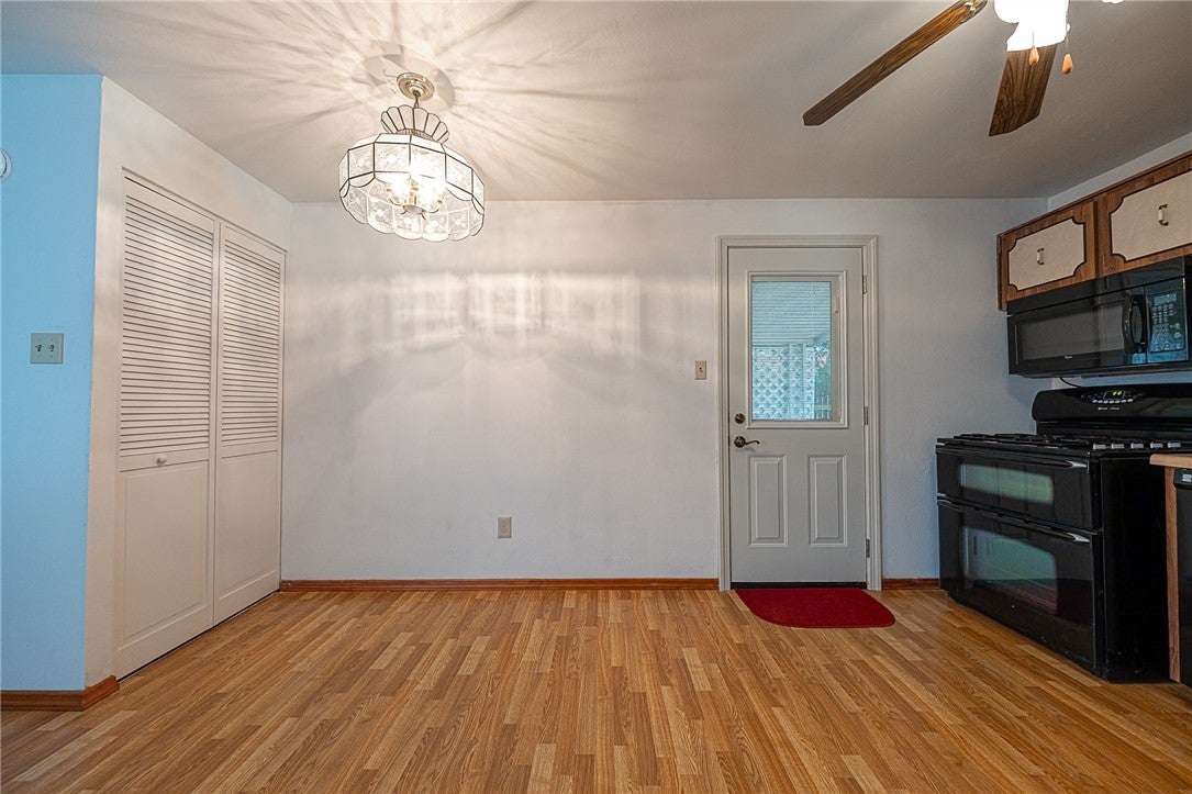 563 MEADOWVALE DRIVE