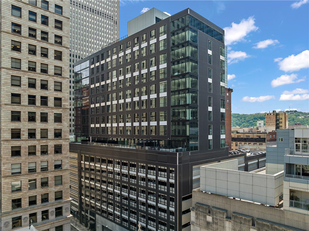 View Downtown Pgh, PA 15222 condo