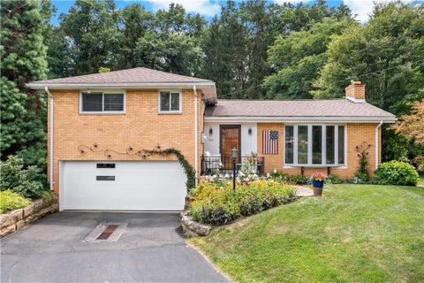 Photo for 124 Oak Hills Manor