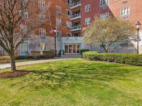Photo for 4625 Fifth Avenue 309