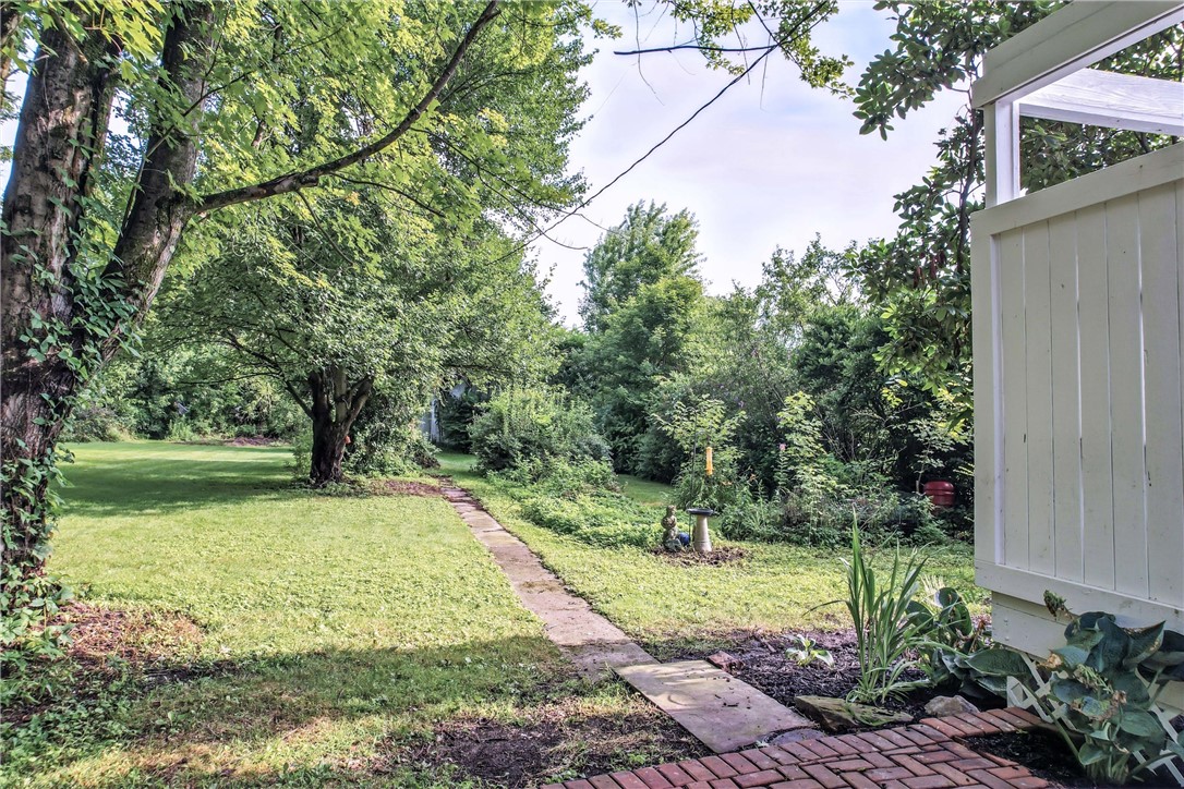 Mercer Boro, Pennsylvania 16137, United States, 4 Bedrooms Bedrooms, ,2 BathroomsBathrooms,Residential,Active,173460