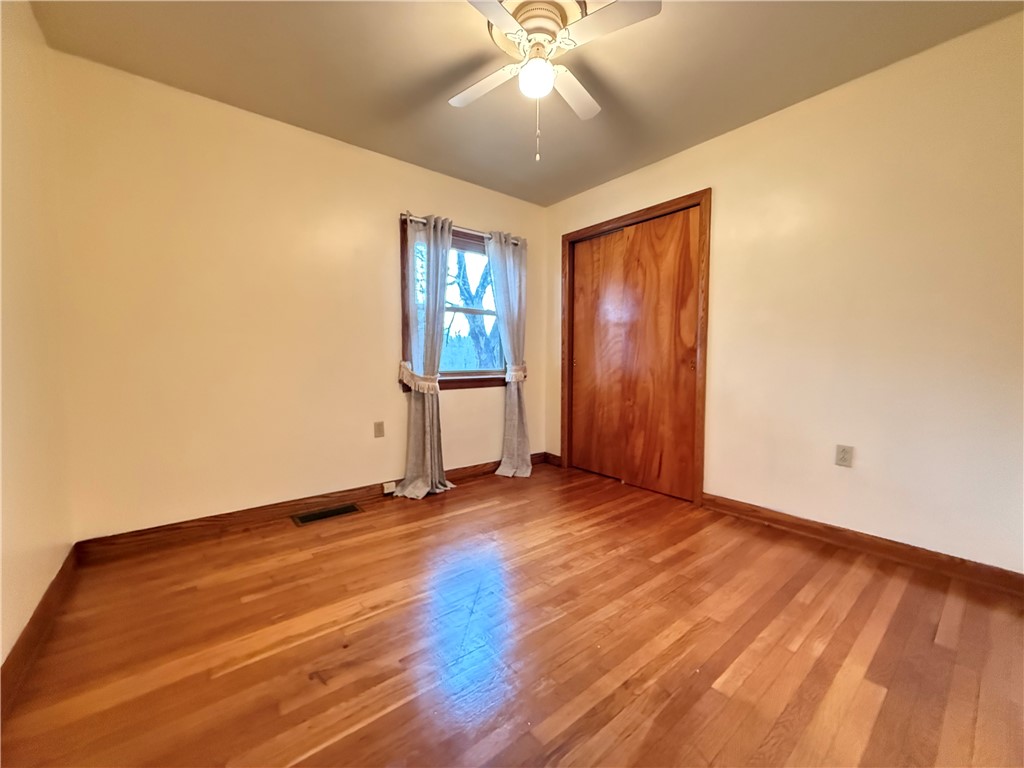 Sugar Grove Twp, Pennsylvania 16125, United States, 3 Bedrooms Bedrooms, ,1 BathroomBathrooms,Residential,Active,241778