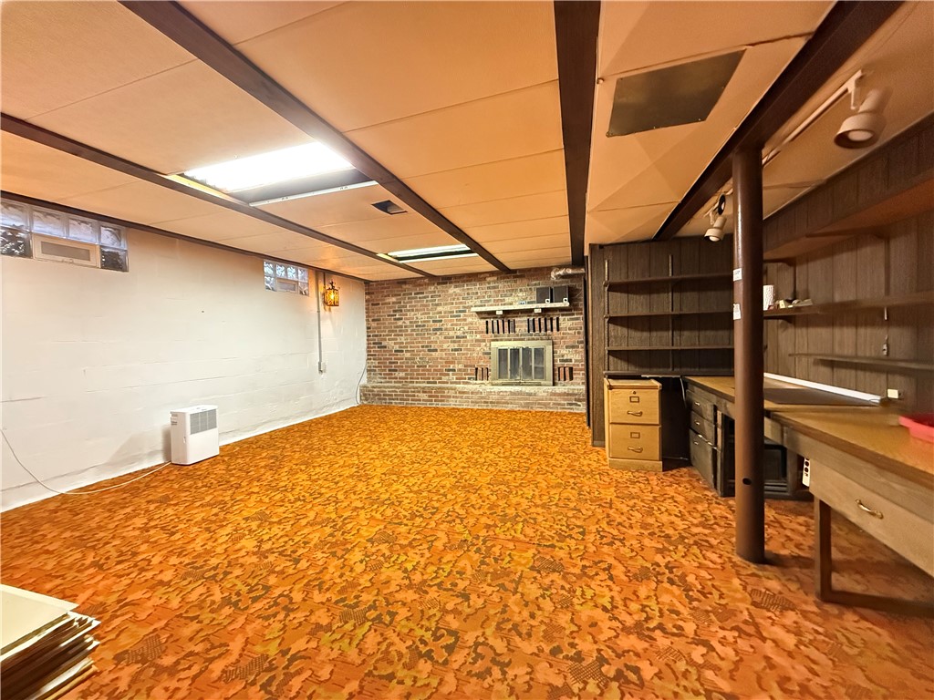 Sugar Grove Twp, Pennsylvania 16125, United States, 3 Bedrooms Bedrooms, ,1 BathroomBathrooms,Residential,Active,241778