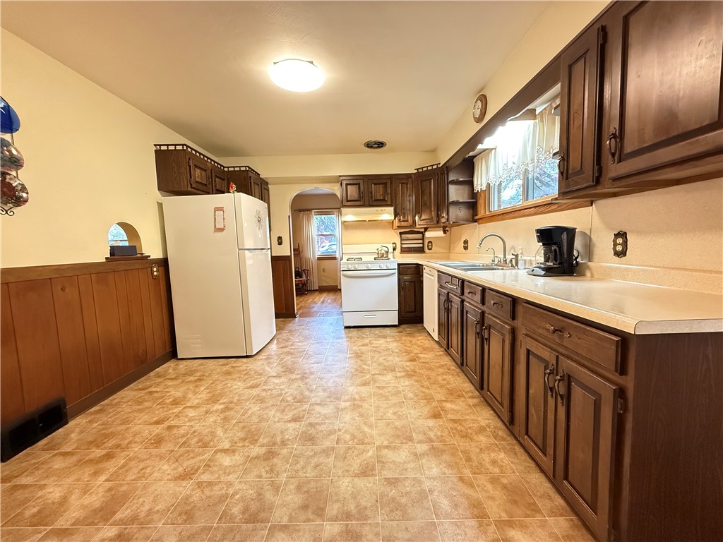 Sugar Grove Twp, Pennsylvania 16125, United States, 3 Bedrooms Bedrooms, ,1 BathroomBathrooms,Residential,Active,241778