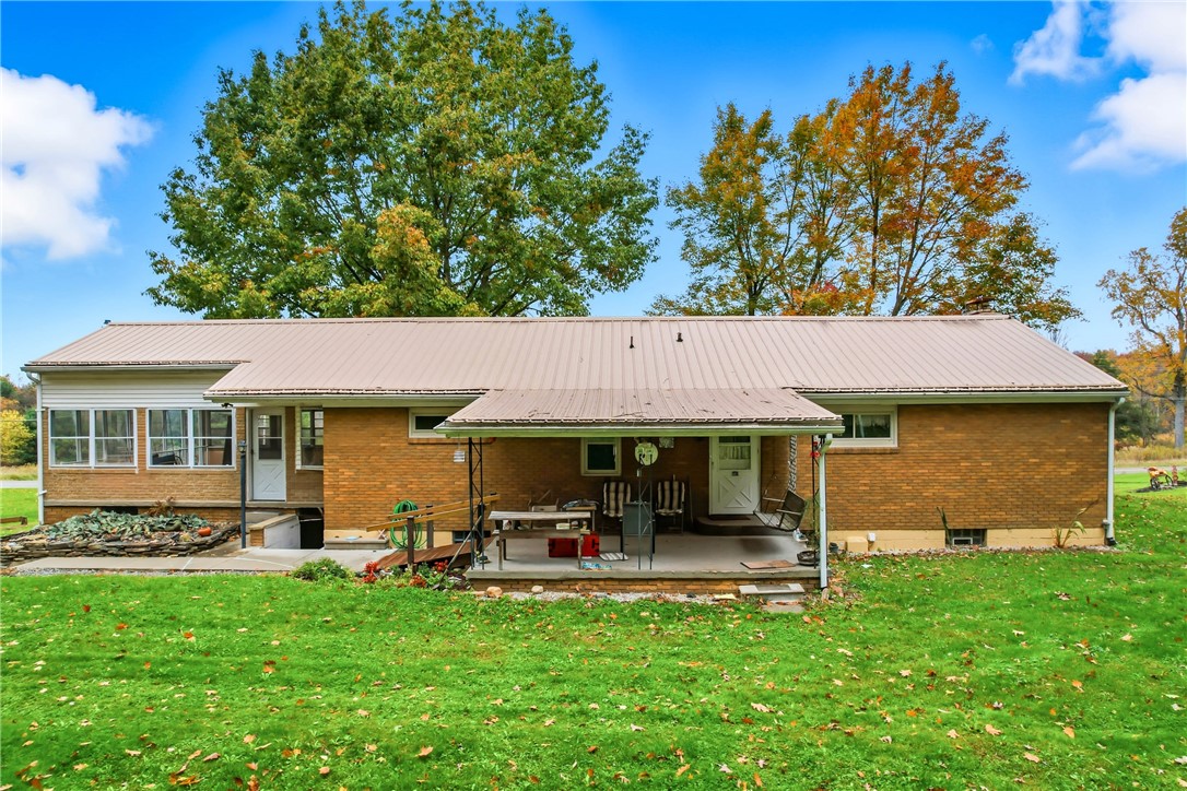 Sugar Grove Twp, Pennsylvania 16125, United States, 3 Bedrooms Bedrooms, ,1 BathroomBathrooms,Residential,Active,241778