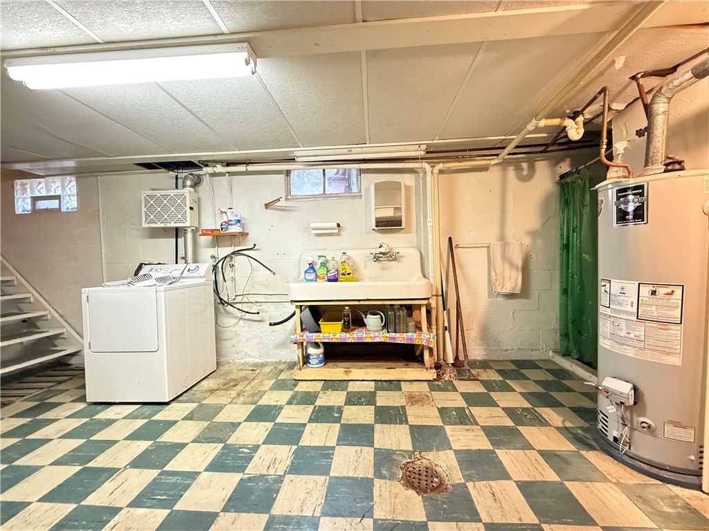 Sugar Grove Twp, Pennsylvania 16125, United States, 3 Bedrooms Bedrooms, ,1 BathroomBathrooms,Residential,Active,241778