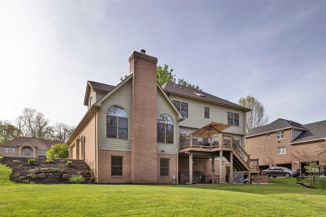 163 Oakview Dr