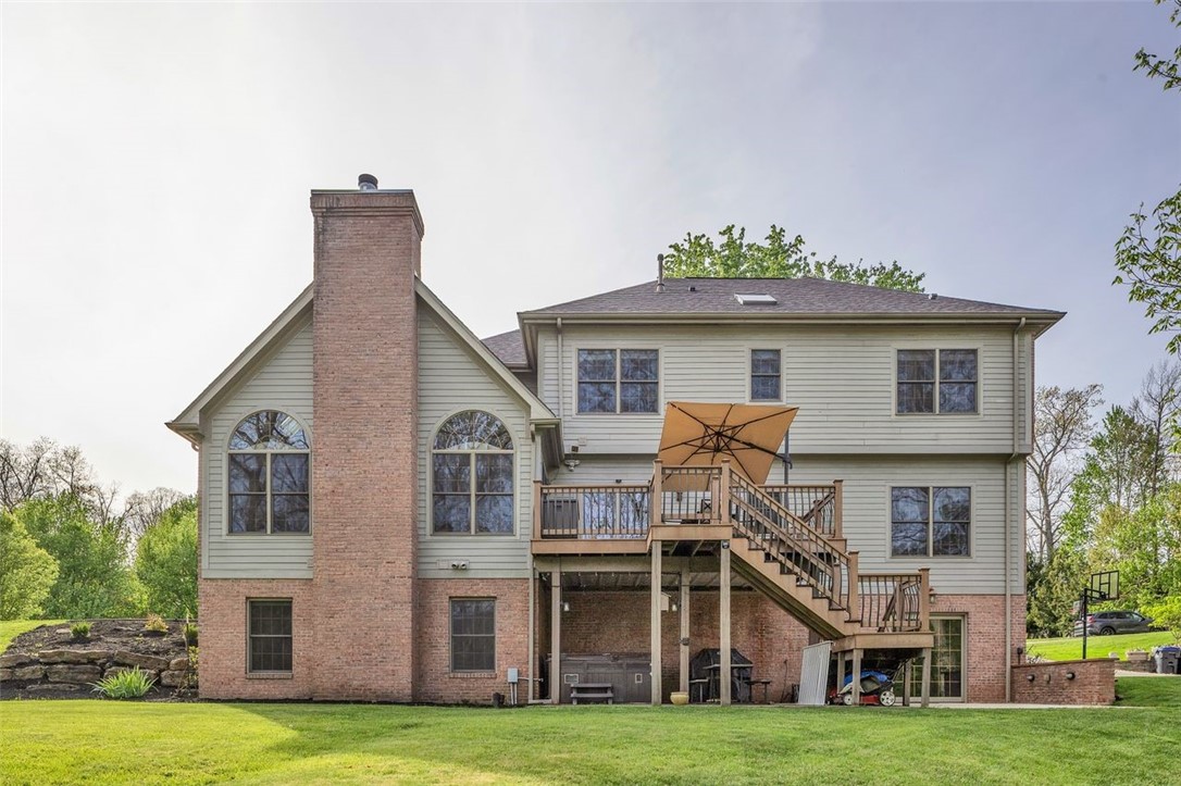 163 Oakview Dr