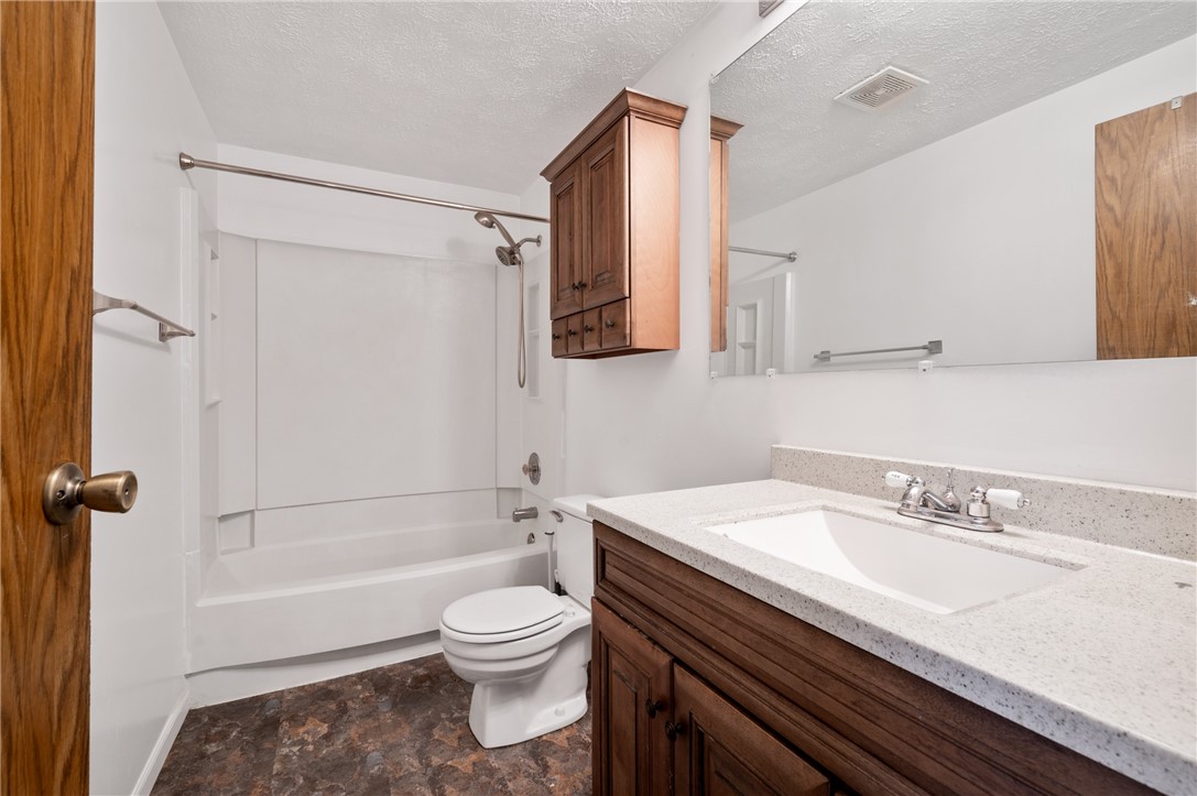 353 Shady Ridge Drive Dr, Monroeville, Pennsylvania image 25