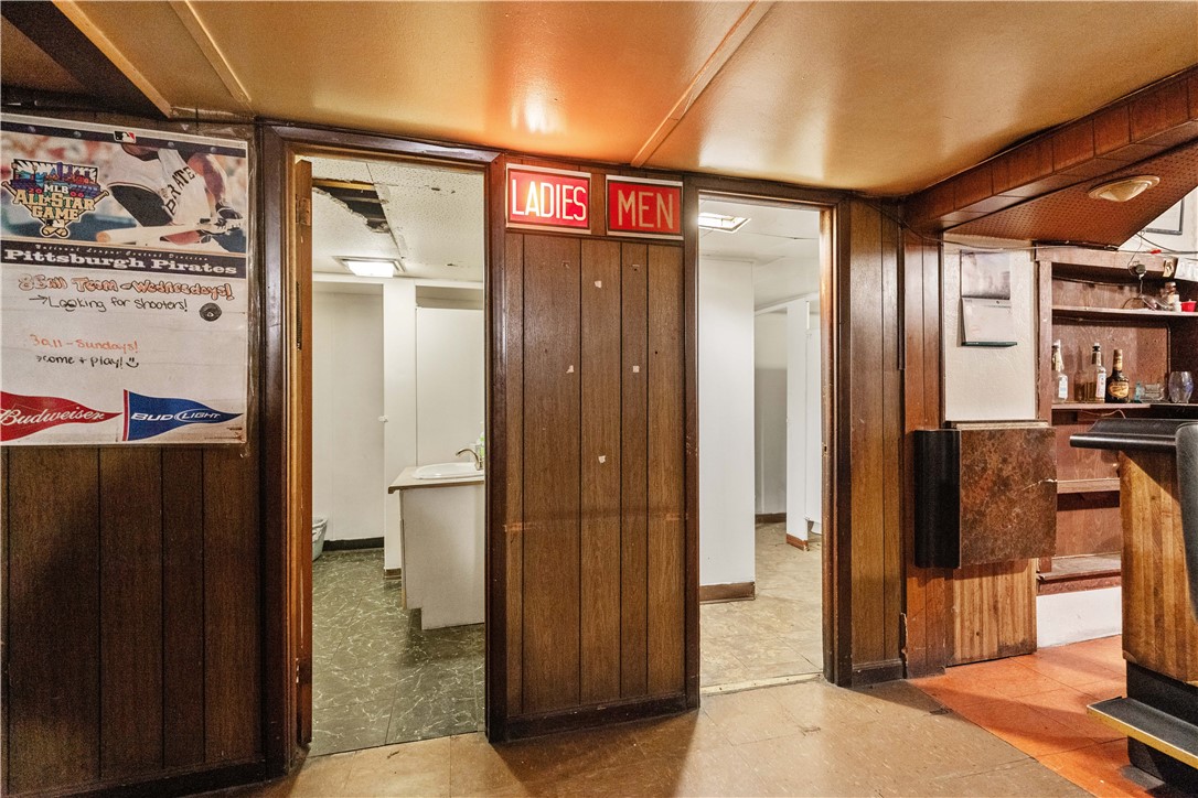 Ambridge, Pennsylvania 15003, United States, ,Commercial,Active,38065