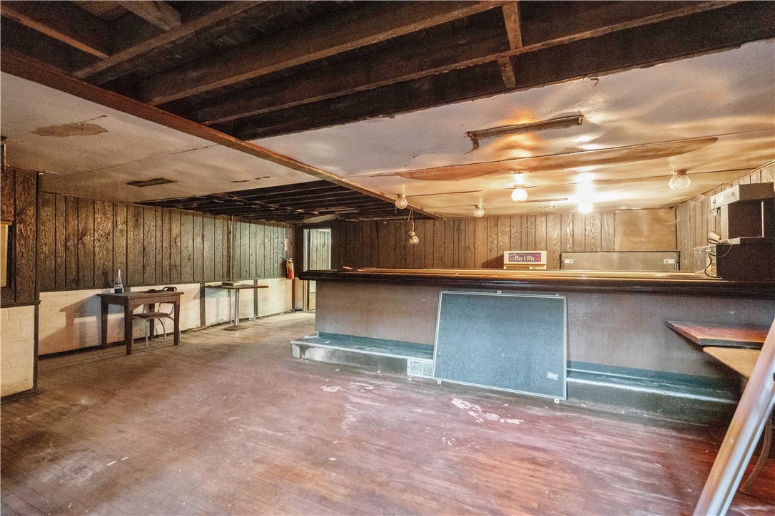 Ambridge, Pennsylvania 15003, United States, ,Commercial,Active,38065