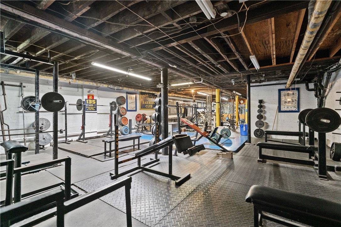 Ambridge, Pennsylvania 15003, United States, ,Commercial,Active,38065