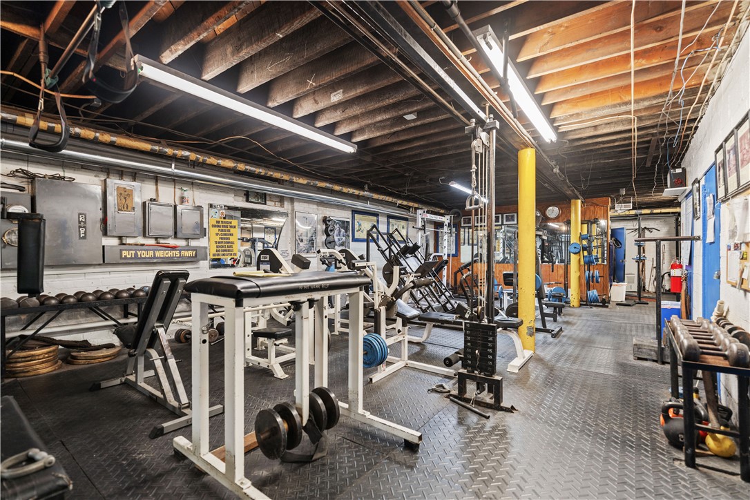 Ambridge, Pennsylvania 15003, United States, ,Commercial,Active,38065