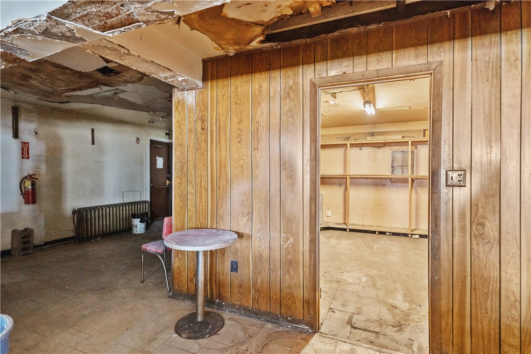 Ambridge, Pennsylvania 15003, United States, ,Commercial,Active,38065