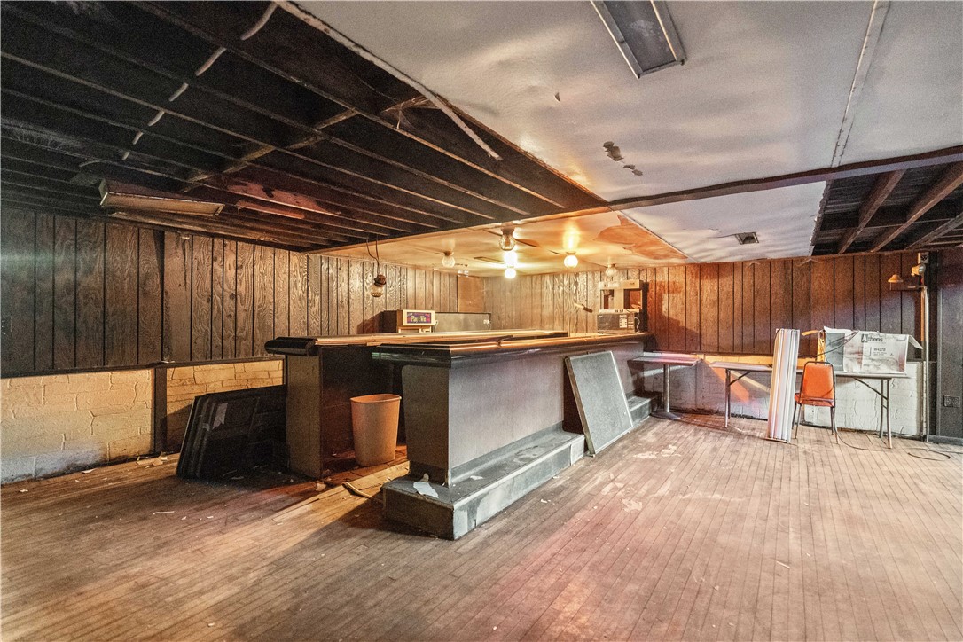 Ambridge, Pennsylvania 15003, United States, ,Commercial,Active,38065