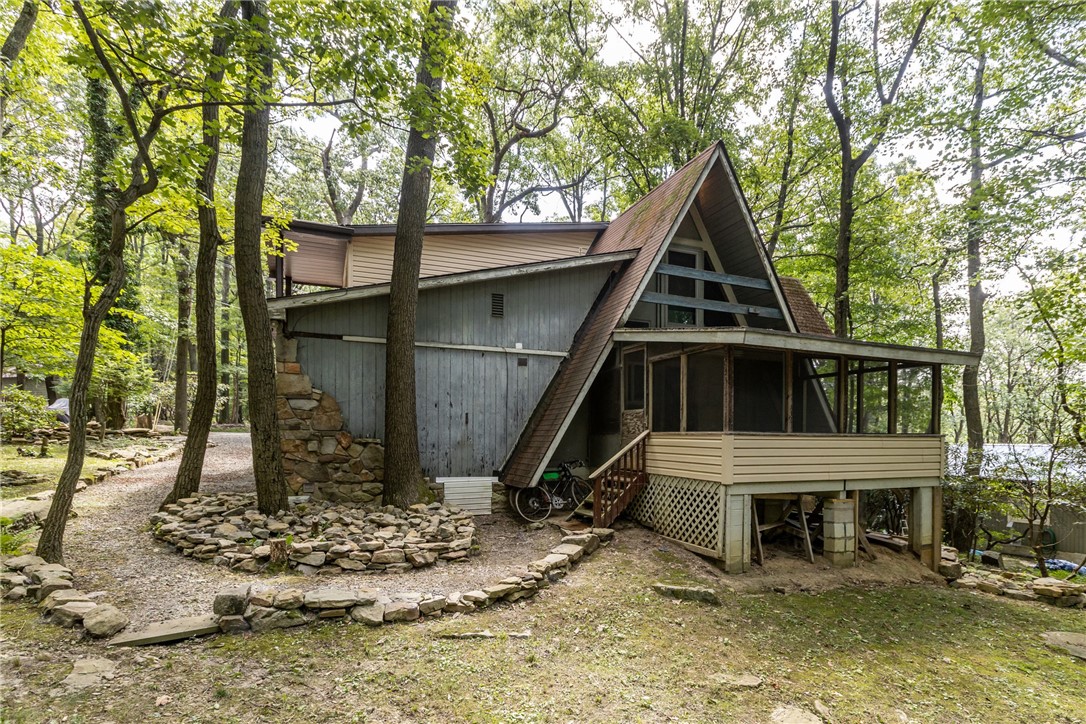 223 Greenbrier Rd