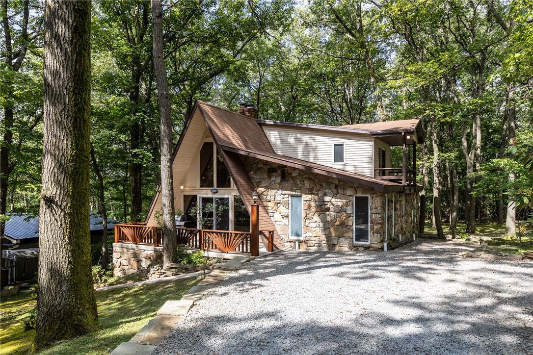 223 Greenbrier Rd