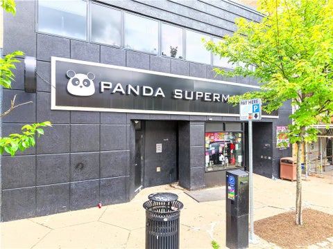 Photo of 5818 Forbes Ave, Pittsburgh, PA 15217 (MLS # 1761899)