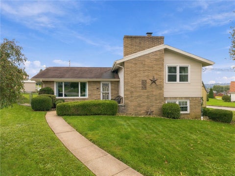 Homes For Sale - 1101 Cherry St St<br/> Latrobe, PA 15650