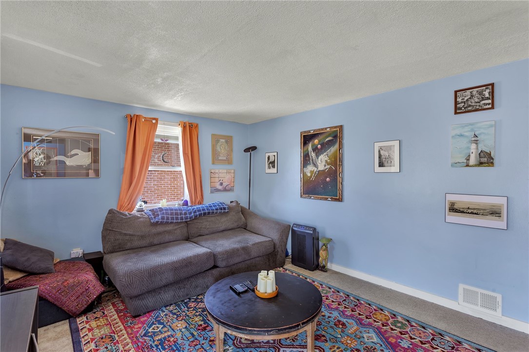 3125 Villawood Ave, Brentwood, Pennsylvania image 3