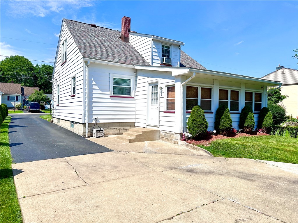 307 W Elizabeth St
