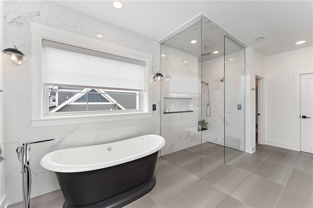 Pine Twp - Nal, Pennsylvania 15044, United States, 6 Bedrooms Bedrooms, ,6 BathroomsBathrooms,Residential,Active,28818