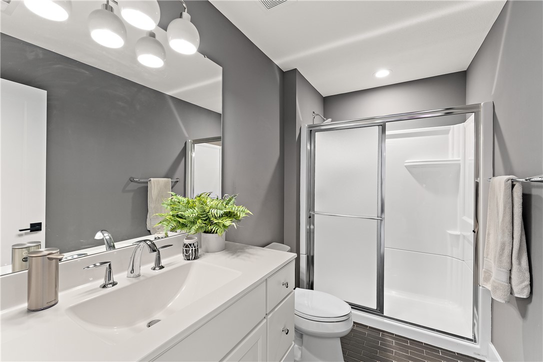 Pine Twp - Nal, Pennsylvania 15044, United States, 6 Bedrooms Bedrooms, ,6 BathroomsBathrooms,Residential,Active,28818