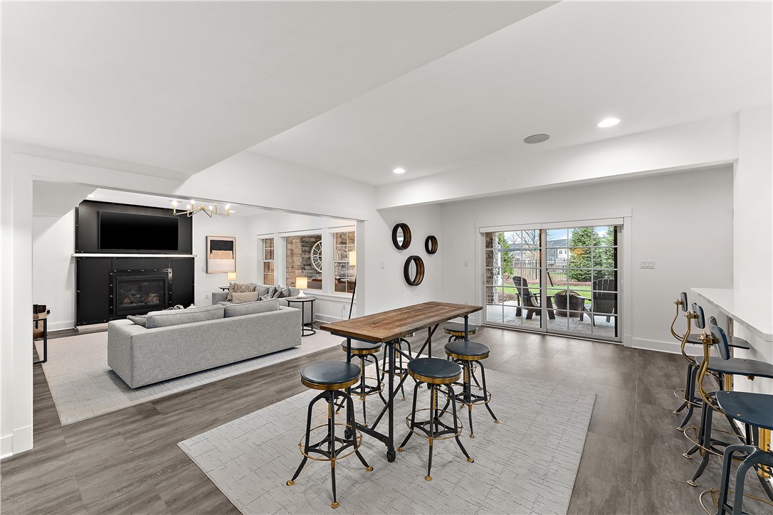 Pine Twp - Nal, Pennsylvania 15044, United States, 6 Bedrooms Bedrooms, ,6 BathroomsBathrooms,Residential,Active,28818