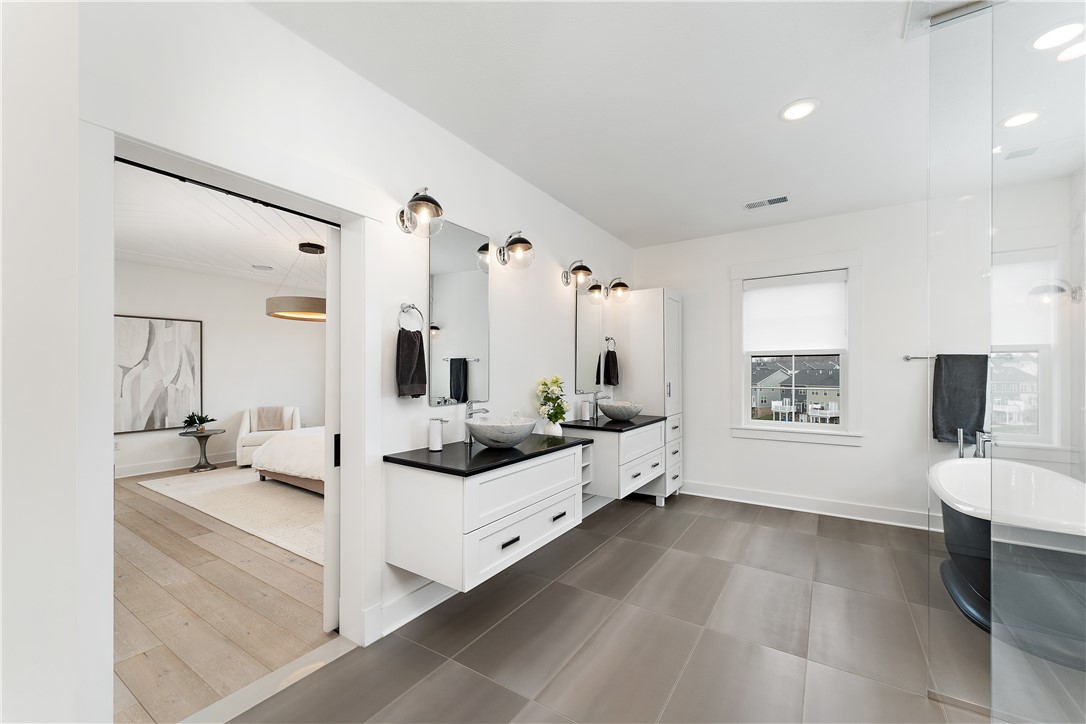 Pine Twp - Nal, Pennsylvania 15044, United States, 6 Bedrooms Bedrooms, ,6 BathroomsBathrooms,Residential,Active,28818