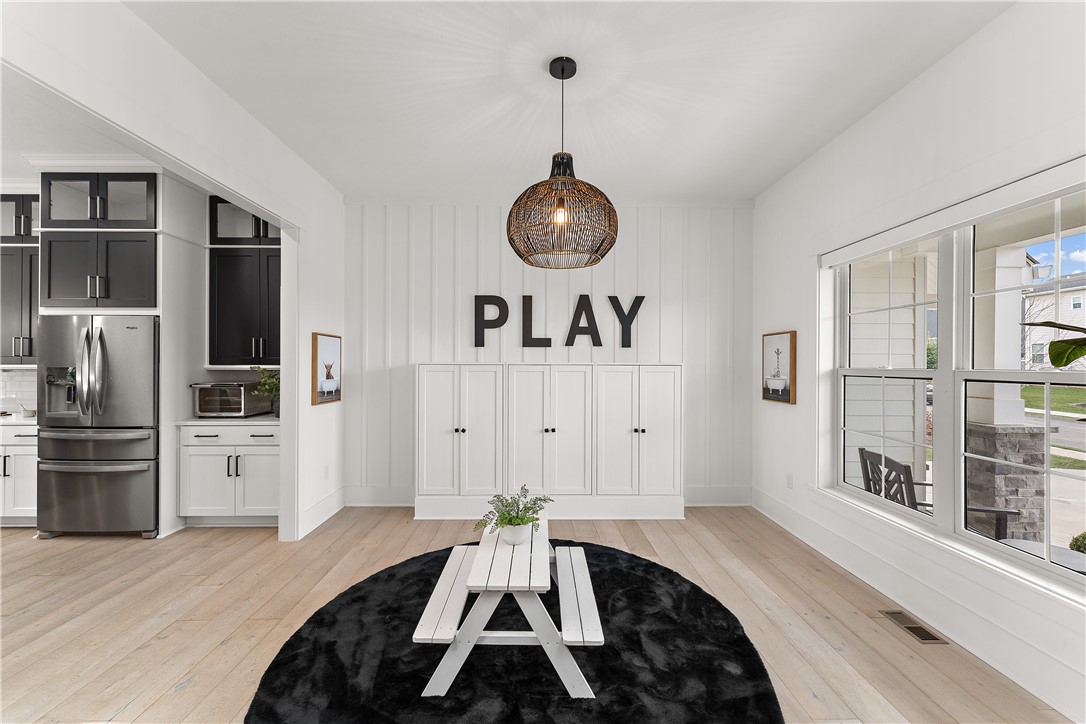 Pine Twp - Nal, Pennsylvania 15044, United States, 6 Bedrooms Bedrooms, ,6 BathroomsBathrooms,Residential,Active,28818