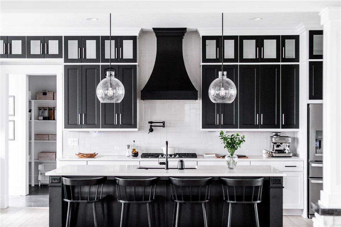 Pine Twp - Nal, Pennsylvania 15044, United States, 6 Bedrooms Bedrooms, ,6 BathroomsBathrooms,Residential,Active,28818