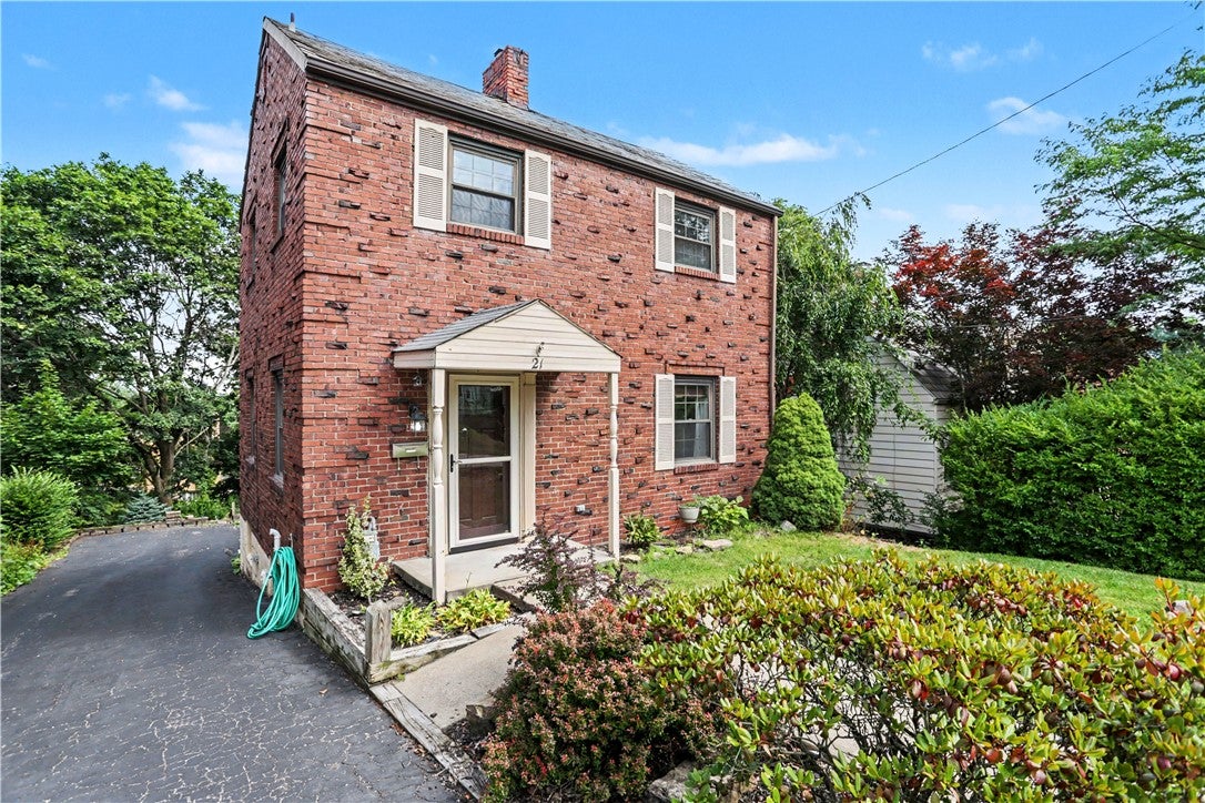 21 Leon Rd