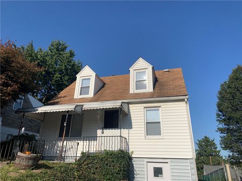 120 Graham Ave. N Versailles PA 15137