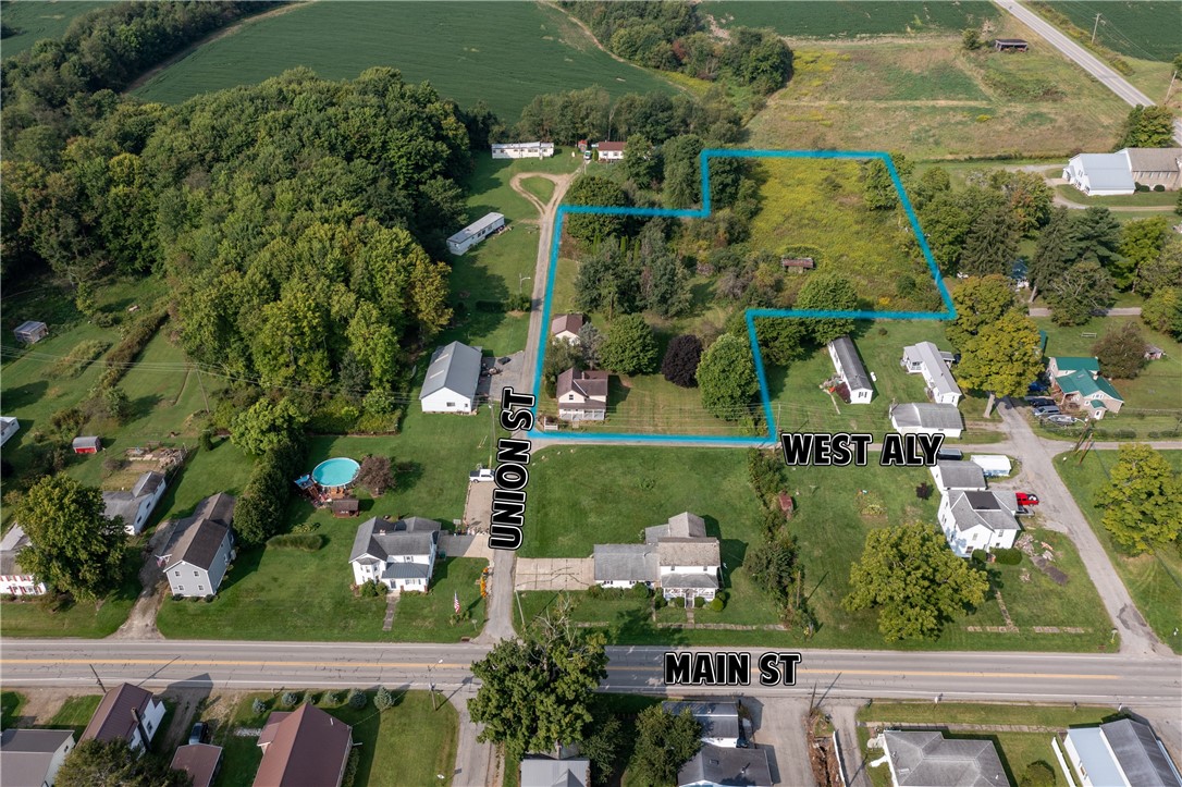 Fallowfield, Pennsylvania 16131, United States, 3 Bedrooms Bedrooms, ,1 BathroomBathrooms,Residential,Contingent,46546