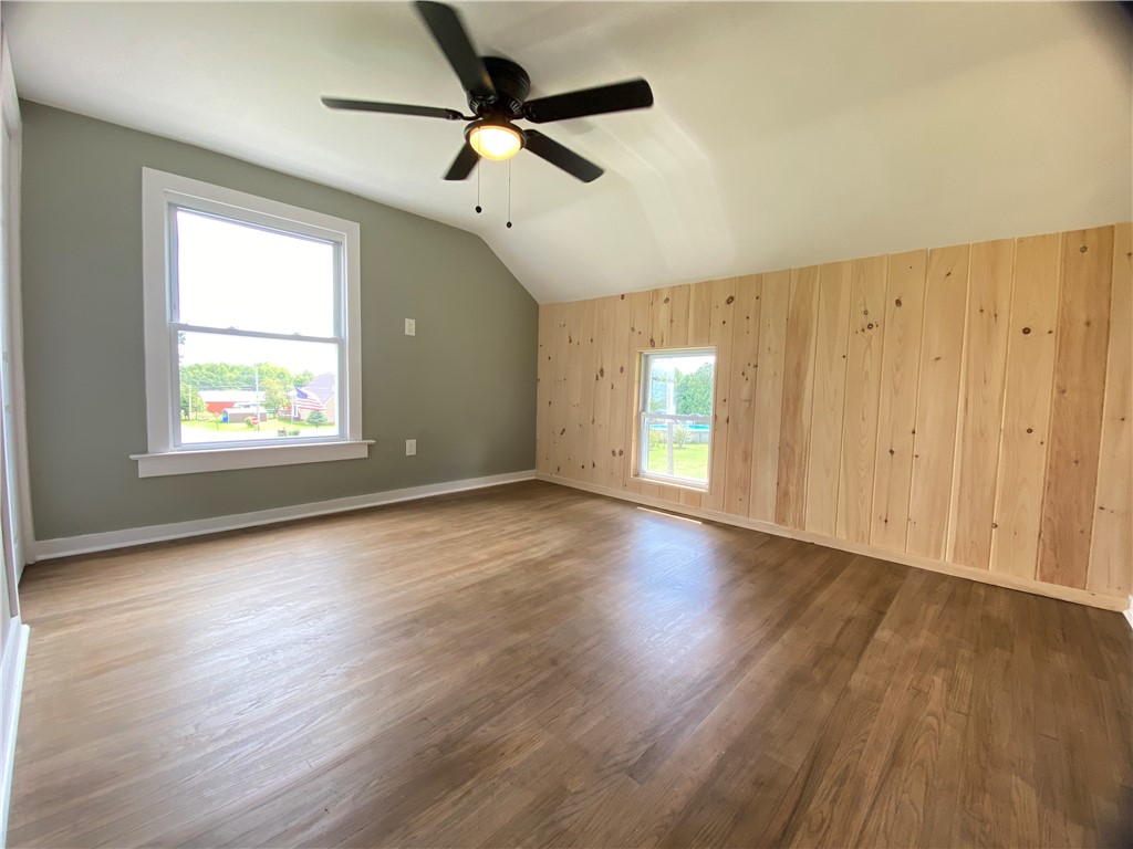 Fallowfield, Pennsylvania 16131, United States, 3 Bedrooms Bedrooms, ,1 BathroomBathrooms,Residential,Contingent,46546