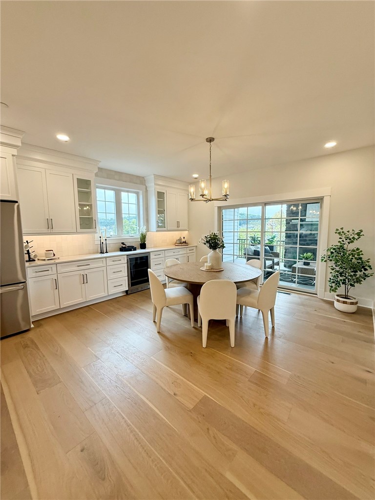 3028 Greeneview Lane