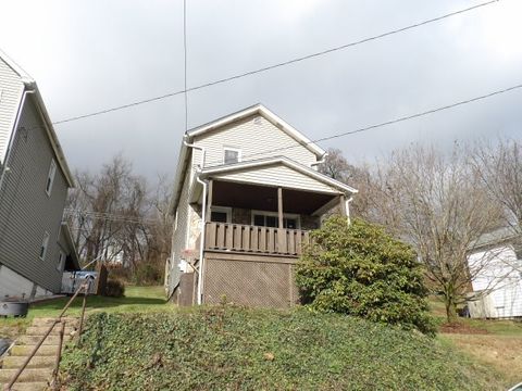 1019 Arlington Avenue Jeannette PA 15644