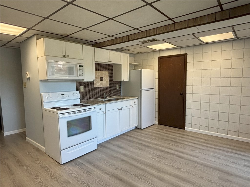 N Versailles, Pennsylvania 15137, United States, 1 Bedroom Bedrooms, ,1 BathroomBathrooms,Residential,Active,119505