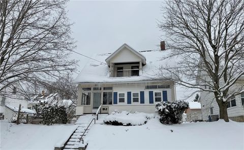 Photo of 657 North St, Meadville, PA 16335 (MLS # 1733669)