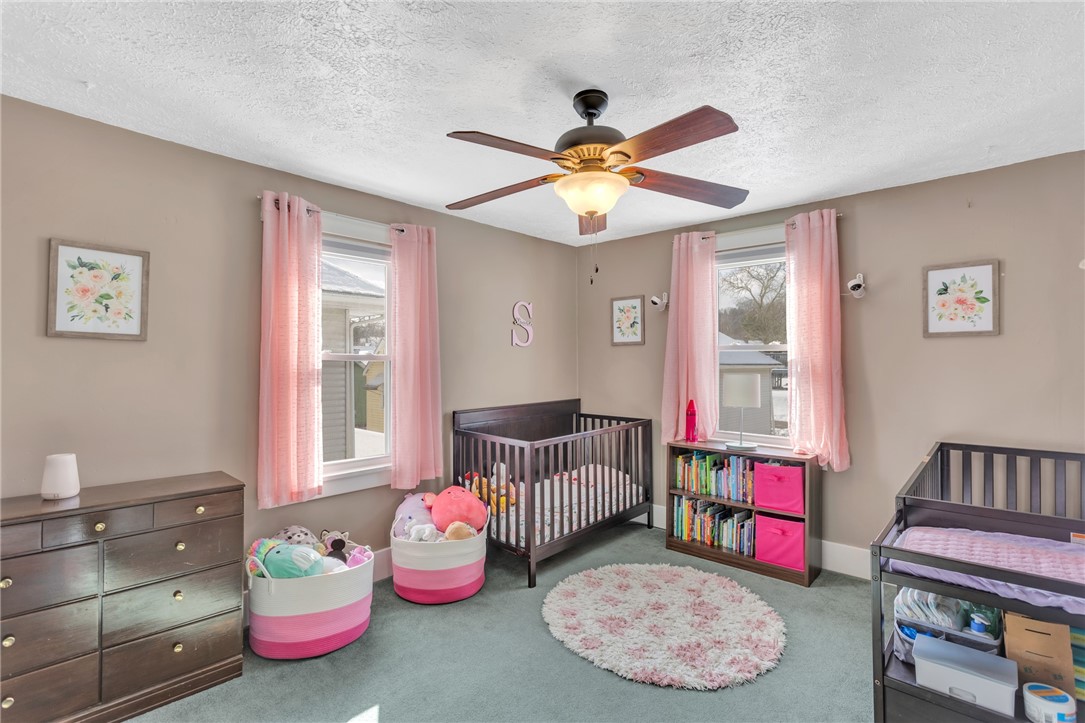 1604 Edgewood Ave, Coraopolis, Pennsylvania image 25