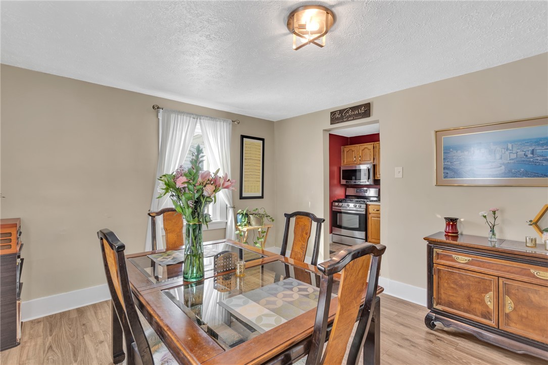 1604 Edgewood Ave, Coraopolis, Pennsylvania image 15