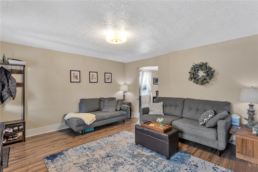1604 Edgewood Ave, Coraopolis, Pennsylvania image 12