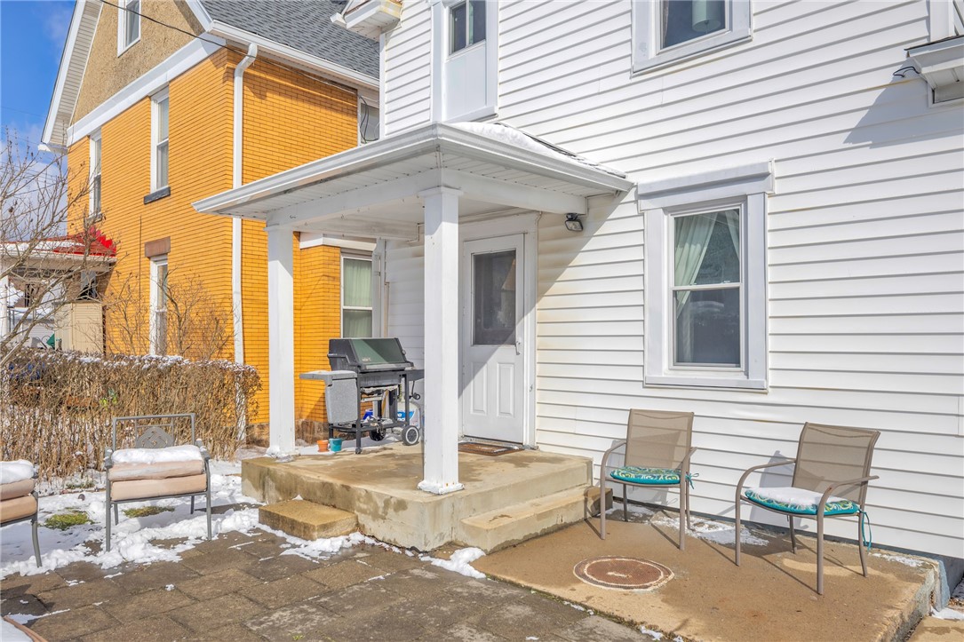 1604 Edgewood Ave, Coraopolis, Pennsylvania image 4