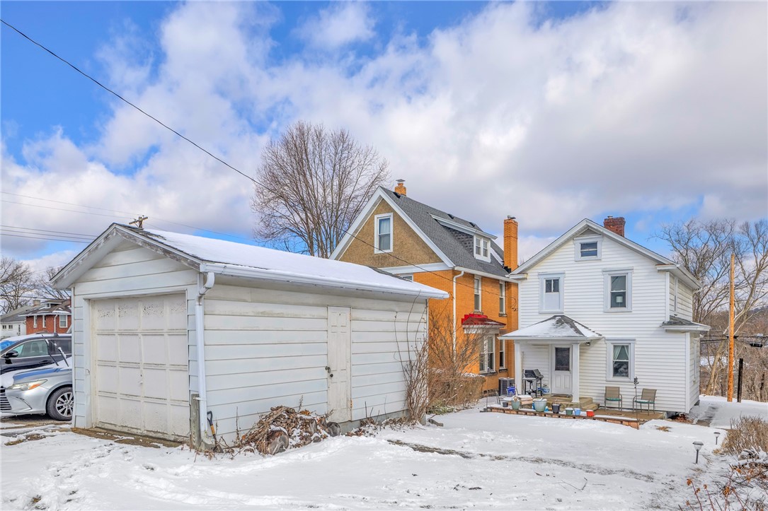 1604 Edgewood Ave, Coraopolis, Pennsylvania image 7