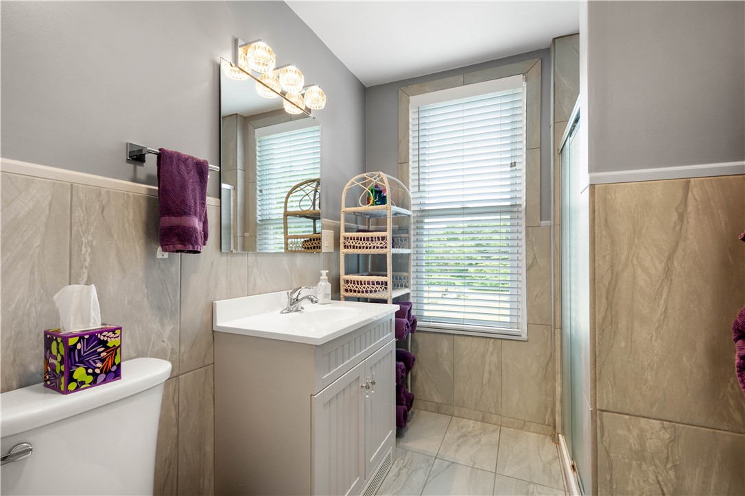 Coraopolis, Pennsylvania 15108, United States, 4 Bedrooms Bedrooms, ,2 BathroomsBathrooms,Residential,Active,163799