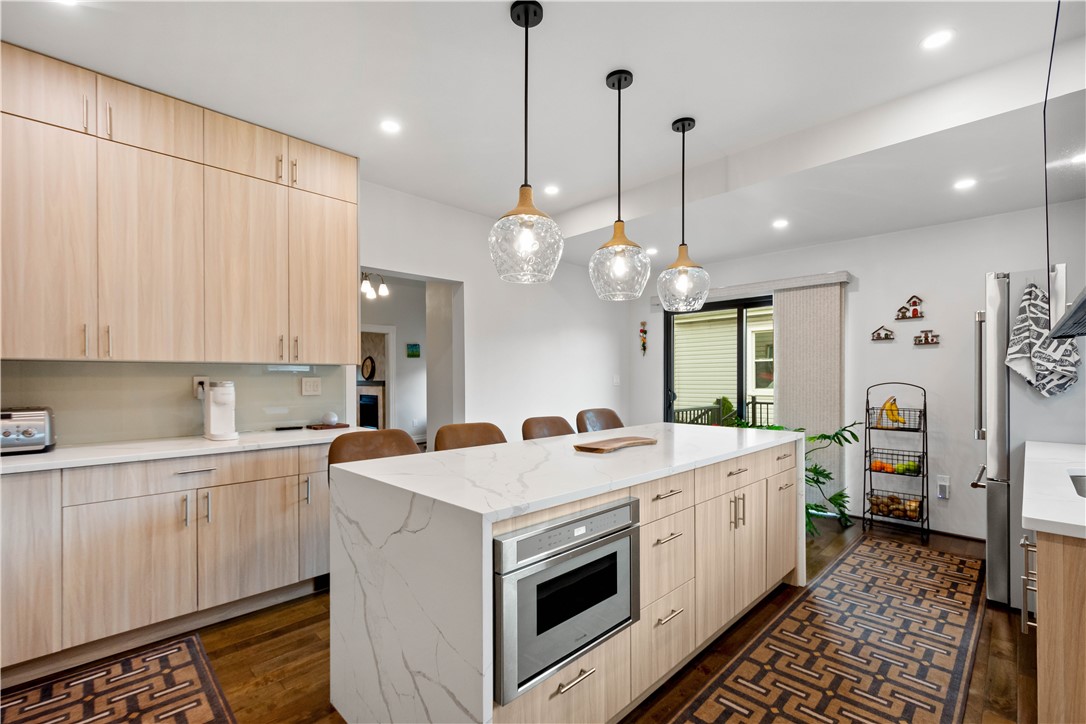 Coraopolis, Pennsylvania 15108, United States, 4 Bedrooms Bedrooms, ,2 BathroomsBathrooms,Residential,Active,163799