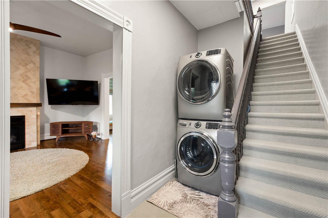 Coraopolis, Pennsylvania 15108, United States, 4 Bedrooms Bedrooms, ,2 BathroomsBathrooms,Residential,Active,163799